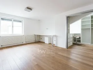 Pronájem bytu 5+kk, Praha - Bubeneč, Jaselská, 192 m2