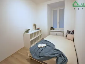 Pronájem bytu 1+kk, Brno, Francouzská, 27 m2