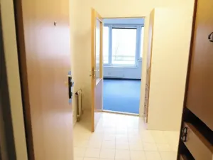 Pronájem bytu 1+kk, Praha - Vysočany, bratří Dohalských, 44 m2