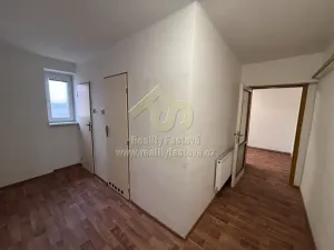 Pronájem bytu 2+1, Rokycany, Družstevní, 66 m2