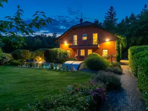 Prodej rodinného domu, Babice, Honzíkova, 389 m2