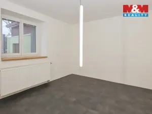 Pronájem obchodního prostoru, Hlinsko - Blatno, 84 m2