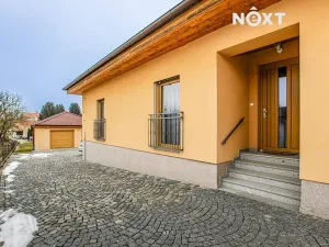 Prodej rodinného domu, Ledenice, Na Oborách, 180 m2