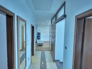 Pronájem bytu 4+kk, Pardubice, V Ráji, 350 m2