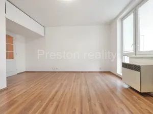 Pronájem bytu 1+1, Praha - Nusle, Zdaru, 45 m2