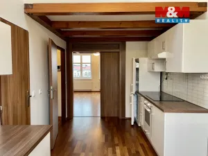 Pronájem bytu 2+1, Praha - Holešovice, Za papírnou, 62 m2
