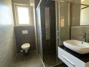 Pronájem bytu 1+kk, České Budějovice, České Vrbné, 40 m2