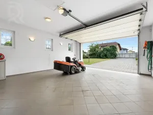 Prodej rodinného domu, Praha - Újezd nad Lesy, Ctiněveská, 420 m2