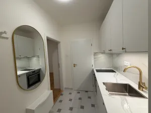 Pronájem bytu 1+kk, Praha - Vinohrady, Hradecká, 26 m2