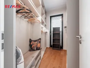 Prodej rodinného domu, Praha - Královice, Pešíkova, 220 m2