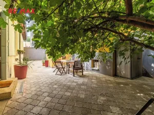 Prodej bytu 2+1, Praha - Karlín, Pernerova, 60 m2