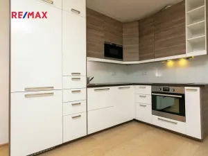 Pronájem bytu 3+kk, Praha - Hlubočepy, Devonská, 65 m2