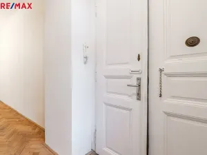 Prodej bytu 2+kk, Praha - Smíchov, Kováků, 37 m2