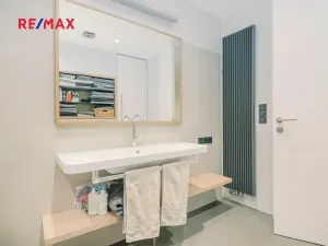 Prodej atypického bytu, Pardubice, Nerudova, 160 m2