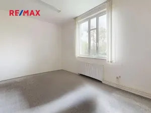 Pronájem kanceláře, Pardubice, Bohdanečská, 186 m2