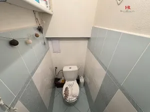 Prodej bytu 4+1, Kamenice, Sídliště II, 84 m2