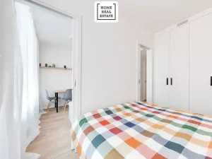 Prodej bytu 2+kk, Praha - Smíchov, Plzeňská, 27 m2