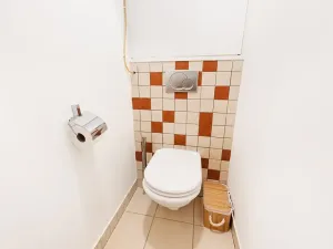 Pronájem bytu 2+kk, Praha - Libeň, Přádova, 60 m2