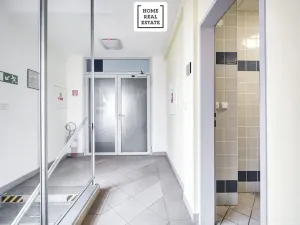 Pronájem kanceláře, Kolín, Rubešova, 634 m2