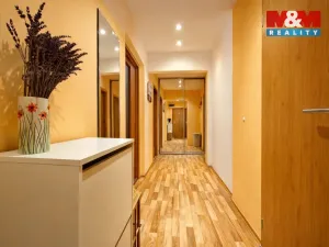 Prodej bytu 3+1, Frýdek-Místek - Frýdek, Bruzovská, 83 m2