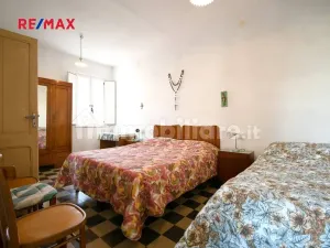 Prodej rodinného domu, Guspini, Itálie, 280 m2