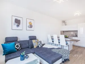 Pronájem bytu 2+kk, Praha, Saarinenova, 51 m2