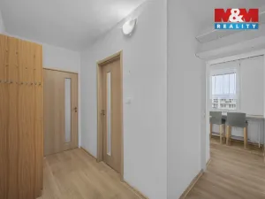 Pronájem bytu 2+1, Pardubice - Polabiny, Brožíkova, 55 m2