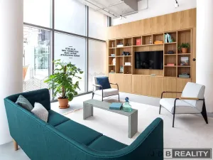 Pronájem kanceláře, Praha - Karlín, Karolinská, 30 m2