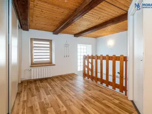 Prodej rodinného domu, Senička, 200 m2