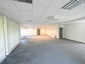 Pronájem kanceláře, Praha - Prosek, Litvínovská, 194 m2