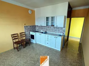 Pronájem bytu 3+1, Kadaň, Klášterecká, 71 m2