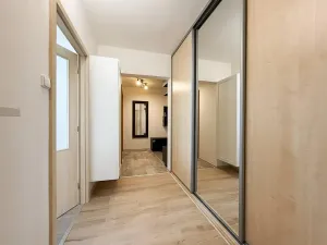Pronájem bytu 3+kk, Praha - Holešovice, Dělnická, 81 m2