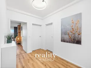 Prodej bytu 4+kk, Znojmo, Jarošova, 110 m2