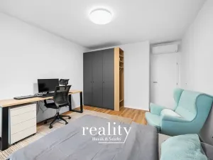 Prodej bytu 4+kk, Znojmo, Jarošova, 110 m2