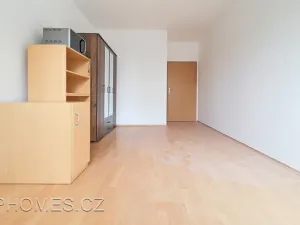 Pronájem bytu 2+kk, Praha - Řepy, Skuteckého, 52 m2
