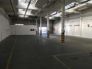 Pronájem skladu, Brno, Valchařská, 598 m2