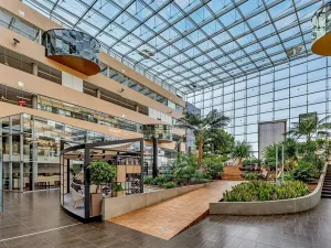 Pronájem kanceláře, Praha - Modřany, Mezi vodami, 2038 m2