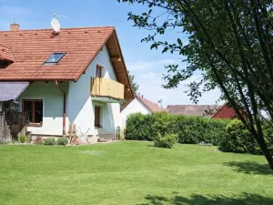 Pronájem bytu 1+kk, Kladruby nad Labem - Bílé Vchynice, 22 m2