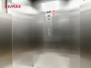 Pronájem bytu 1+kk, Praha - Dejvice, Velvarská, 44 m2