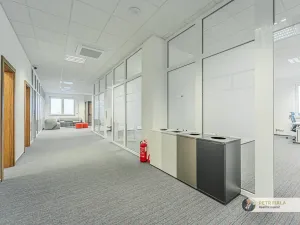 Pronájem kanceláře, Praha, Dopraváků, 240 m2