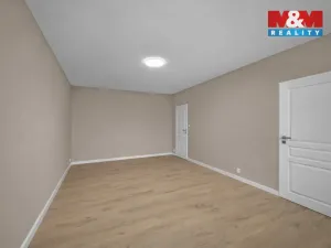 Prodej bytu 1+kk, Praha - Záběhlice, Bramboříková, 33 m2
