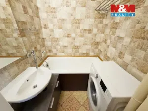 Prodej bytu 4+1, Karviná - Hranice, Slovenská, 77 m2