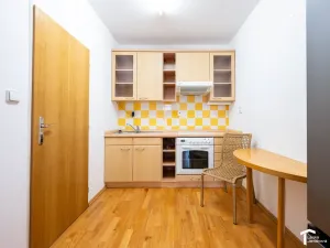 Pronájem bytu 2+kk, Pardubice - Zelené Předměstí, nábřeží Závodu míru, 57 m2