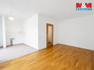 Prodej bytu 1+kk, Praha - Troja, 28 m2