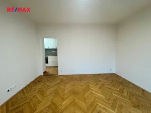 Pronájem bytu 2+1, Praha - Vokovice, Na dlouhém lánu, 42 m2