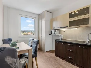 Prodej bytu 3+1, Jablonec nad Nisou, Na Vršku, 58 m2