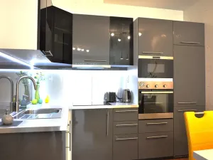 Prodej bytu 2+kk, Praha - Malešice, Počernická, 52 m2