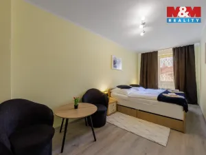 Prodej bytu 2+1, Karlovy Vary, nábřeží Jana Palacha, 63 m2