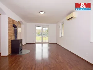 Pronájem rodinného domu, Velké Březno, Tovární, 233 m2