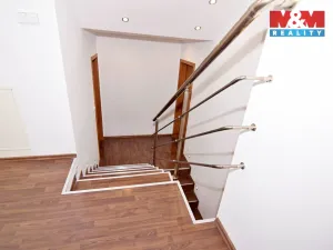 Pronájem rodinného domu, Velké Březno, Tovární, 233 m2